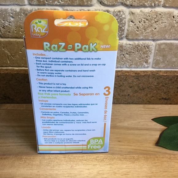 3/$20 - New Razbaby Raz-Pak Formula And Snack Container - Picture 3 of 3